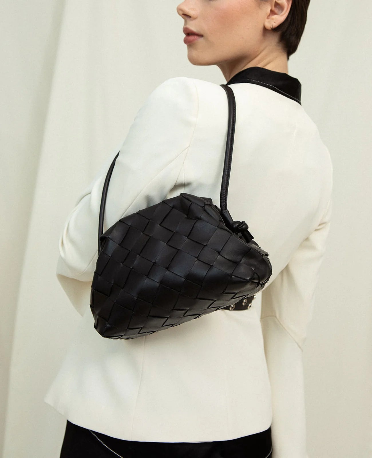 Calajade - Aimee sort med Bag