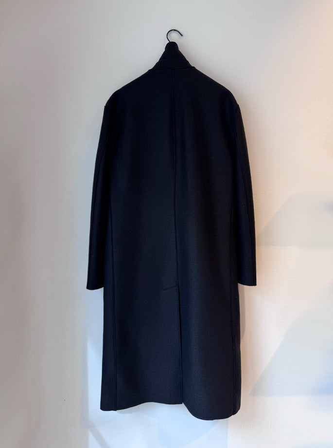 Harris Wharf - Dropped Shoulder Chester Coat Pressed Wool Black