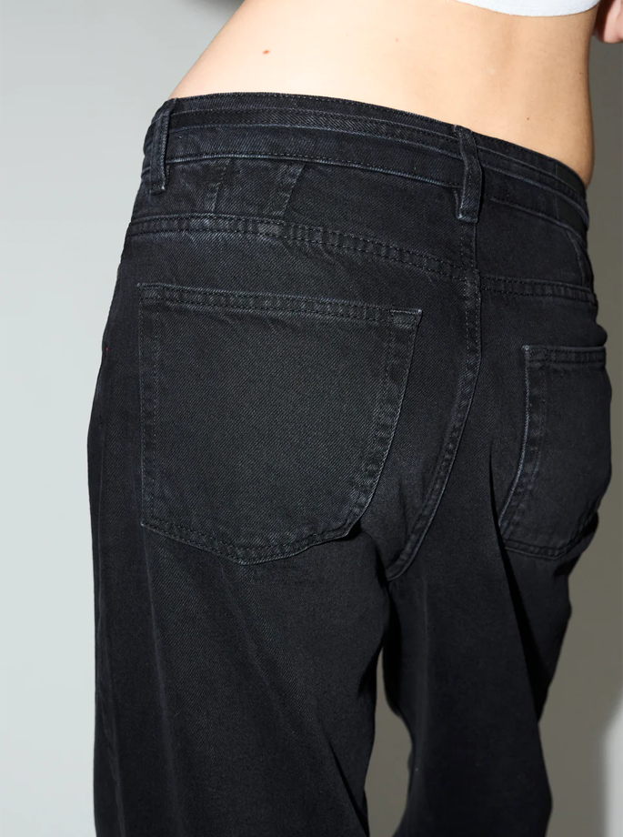 Danish Tomorrow Denim - Kaia Slung Belt Jeans in Heritage Black