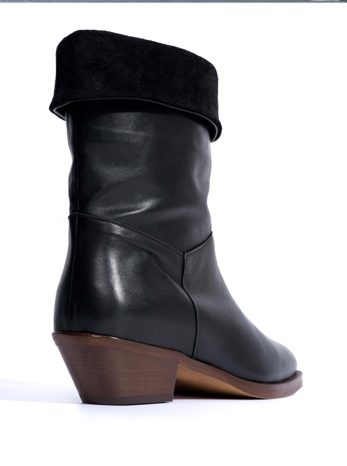 Anonymous - Fiona 35 Grained Soft Calf Black