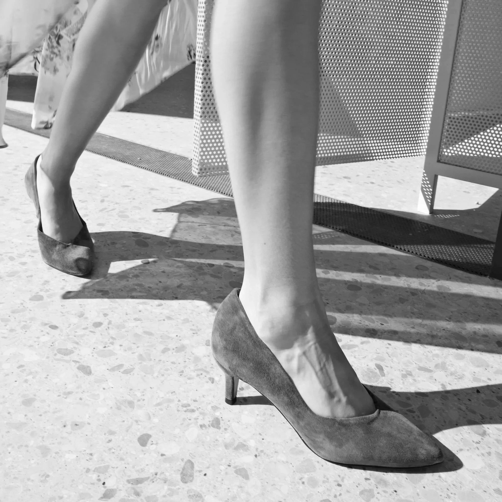 Anonymous - Trini Sko Sort Ruskind - kalve læder ruskind. 5,5 cm høje hæl - Organic Fashion - ES Webshop