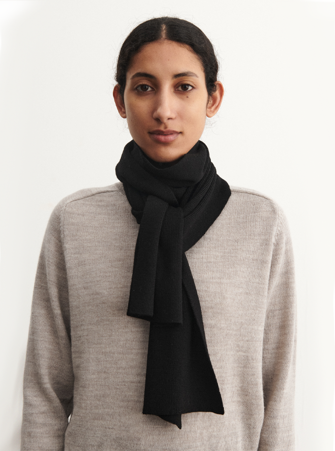 Fub - Merino Scarf Black