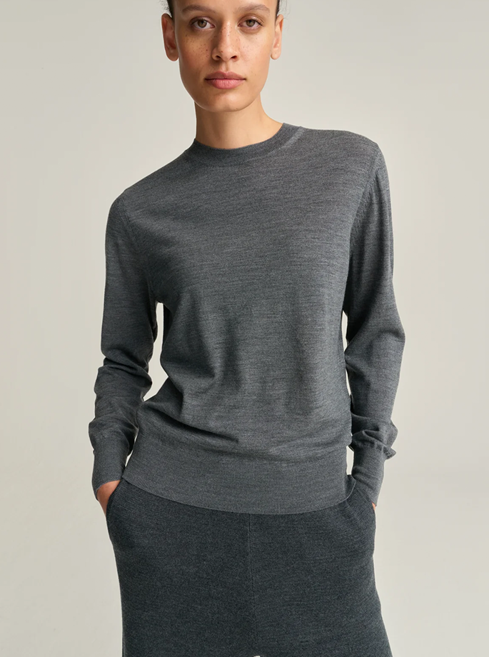 Rhea - Crew Merino Wool grå