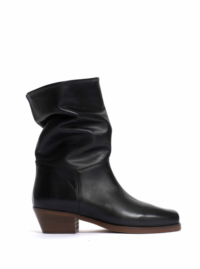 Anonymous - Fiona 35 Grained Soft Calf Black