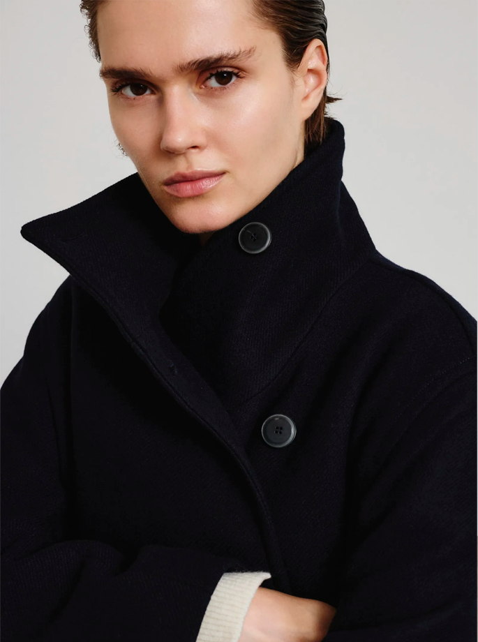 Pomanders - Coat Navy