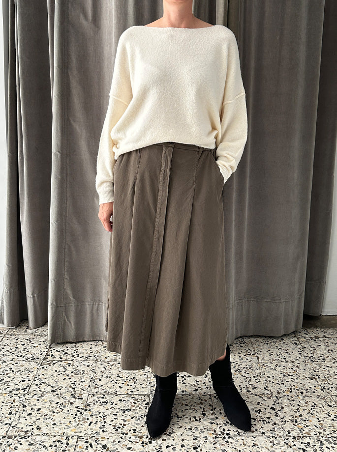 Pomanders - Skirt Cigar