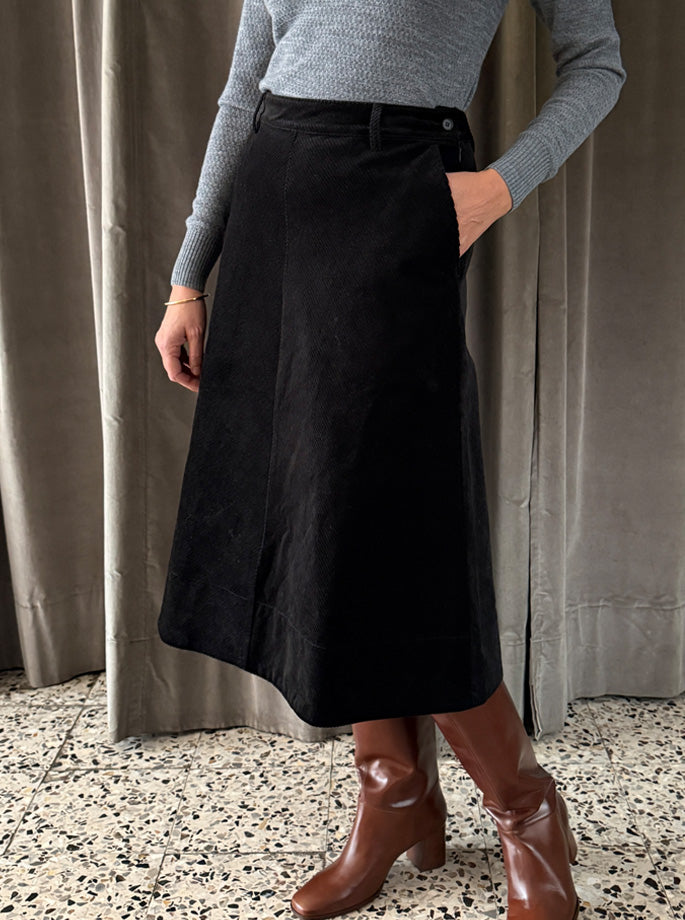 Rue de Tokyo - Prym Structured Corduroy Skirt Black